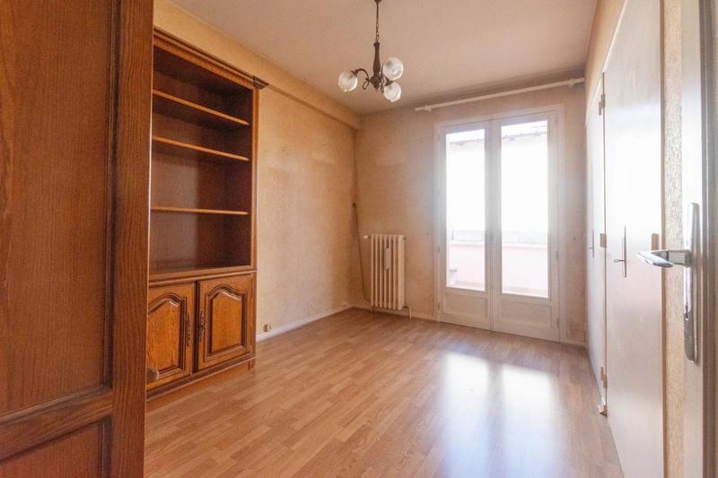 Maison - 196 m² - 9 pièces