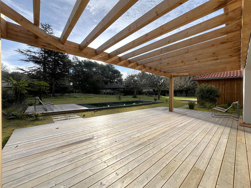 Maison - 157 m² - 7 pièces