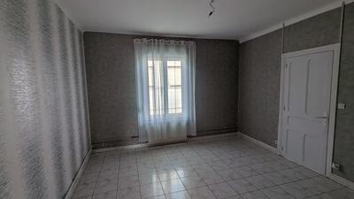 Maison traditionnelle - 206 m² - 8 pièces