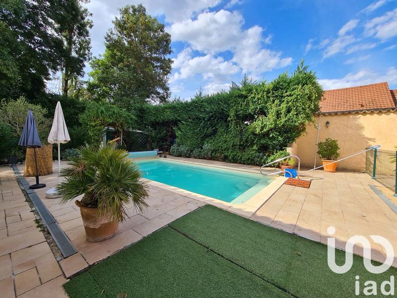 Maison - 240 m² - 6 pièces