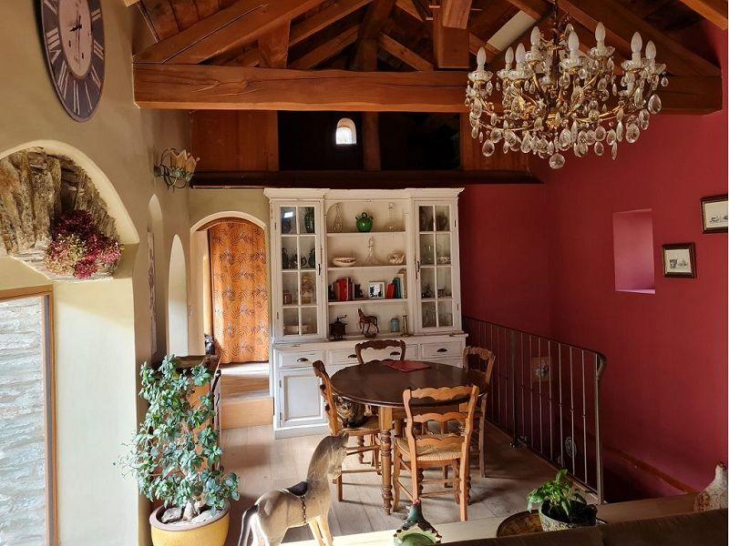 Mas - 230 m² - 6 pièces