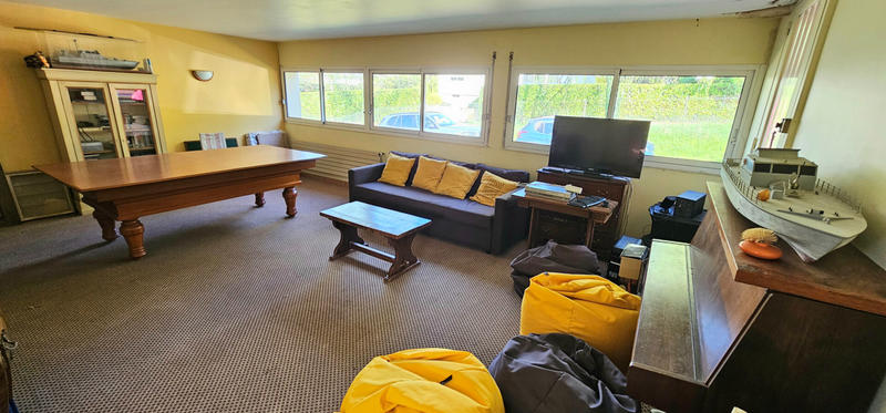 Maison - 280 m² - 7 pièces