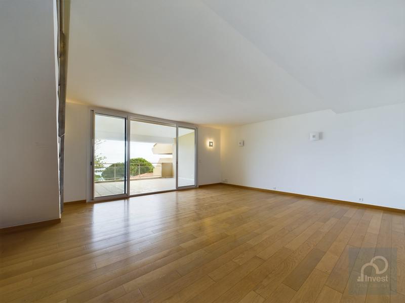 Duplex - 161 m² - 12 pièces