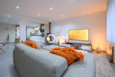 Maison - 103 m² - 4 pièces