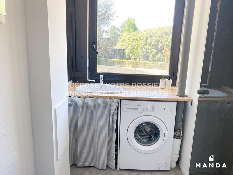 Chambre - 12 m² - 5 pièces