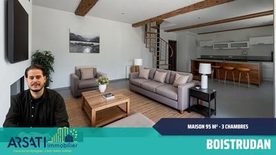 Maison - 95 m² - 5 pièces