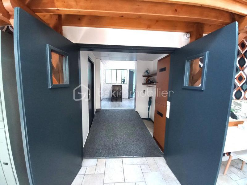 Loft - 230 m² - 9 pièces