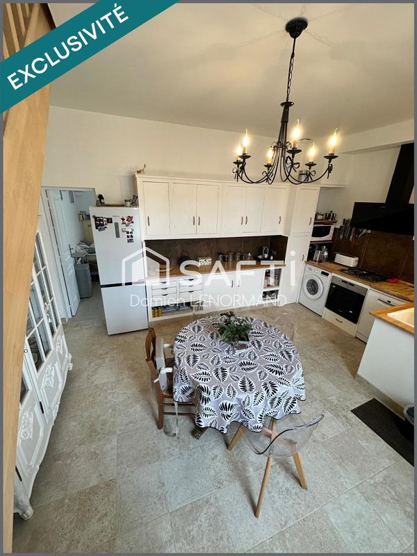 Maison - 90 m² - 5 pièces