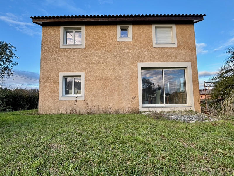 Maison - 105 m² - 4 pièces