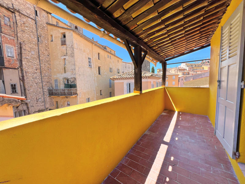 Appartement - 70 m² - 4 pièces