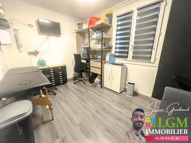 Maison - 165 m² - 8 pièces