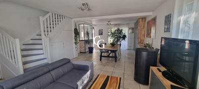 Maison traditionnelle - 114 m² - 6 pièces