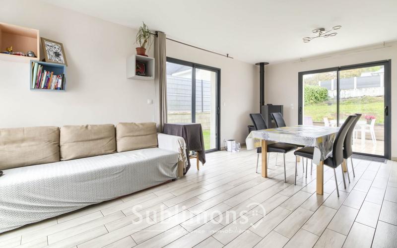 Maison - 89 m² - 5 pièces