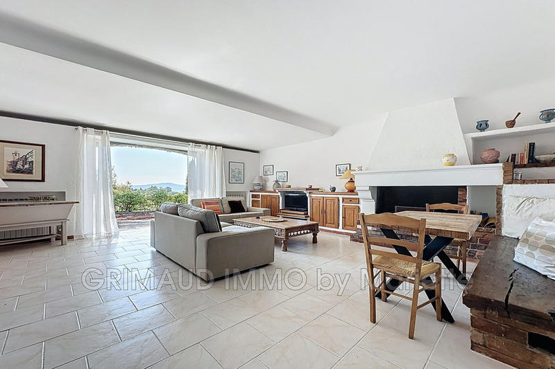 Maison - 308 m² - 11 pièces