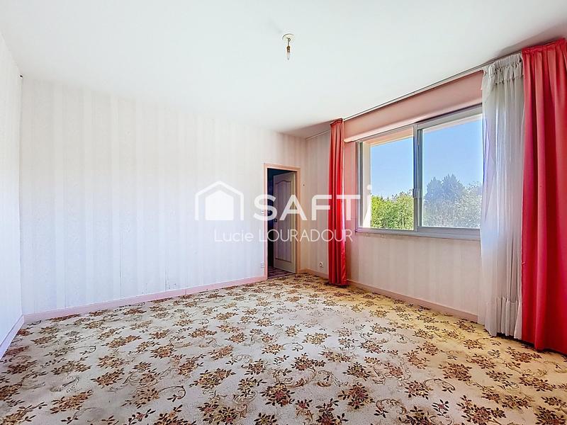 Maison - 257 m² - 11 pièces