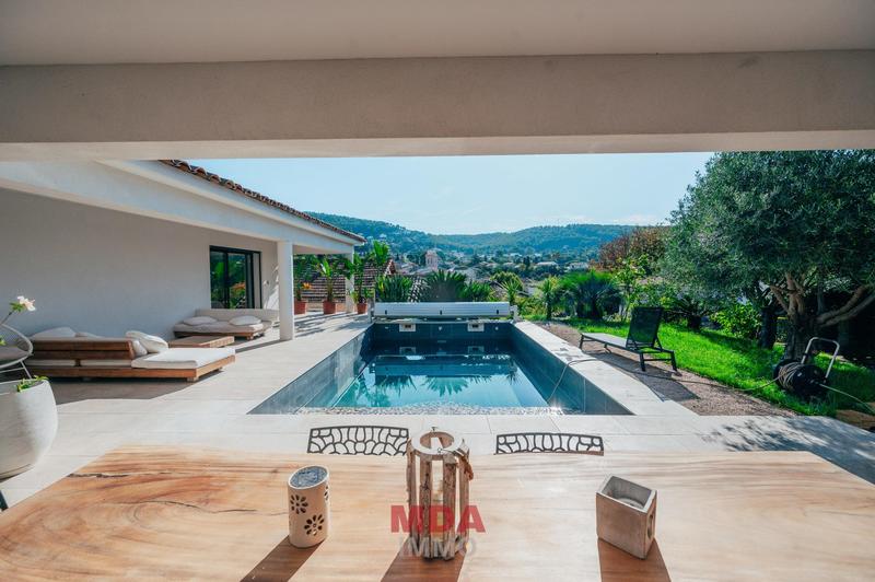 Maison contemporaine - 135 m² - 4 pièces