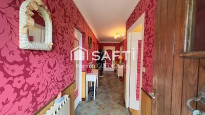 Maison - 157 m² - 8 pièces