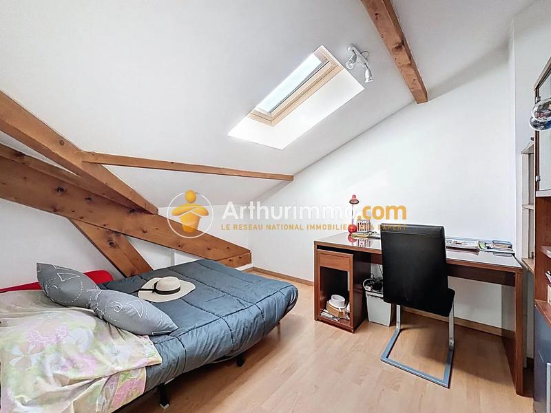 Appartement - 95 m² - 5 pièces