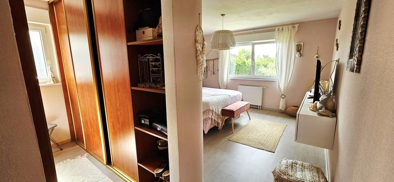 Maison - 211 m² - 8 pièces