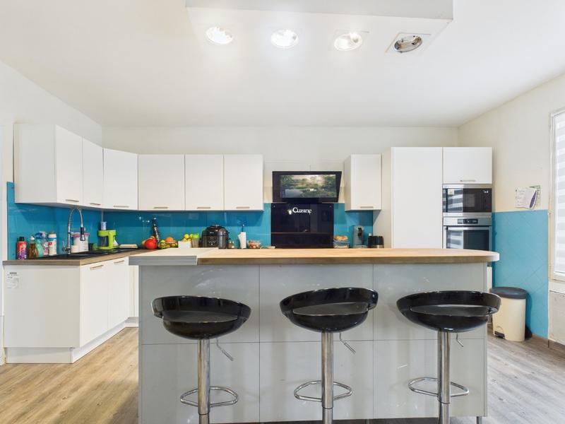 Maison - 144 m² - 4 pièces