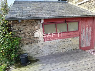 Maison - 92 m² - 5 pièces