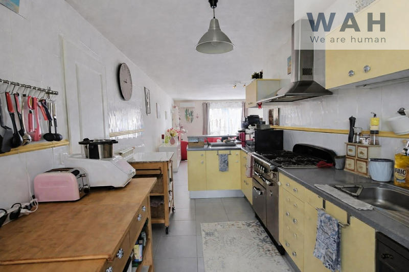 Maison - 111 m² - 4 pièces