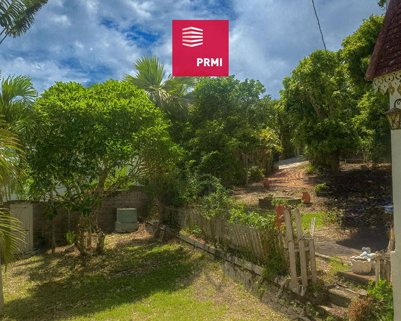 Maison - 250 m² - 6 pièces