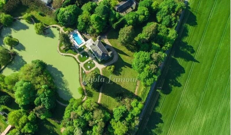 Château - 1 100 m² - 30 pièces