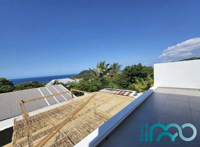 Villa - 100 m² - 4 pièces