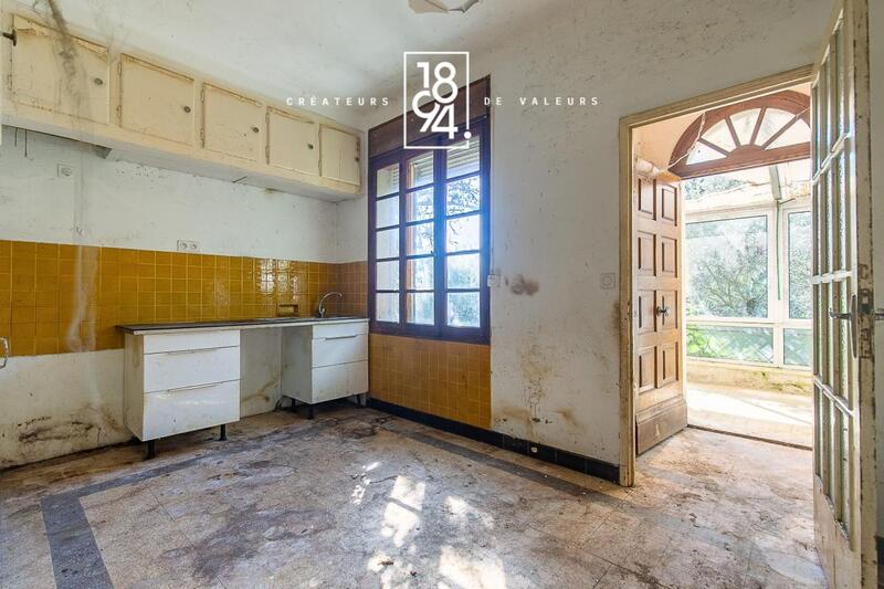 Maison - 200 m² - 4 pièces