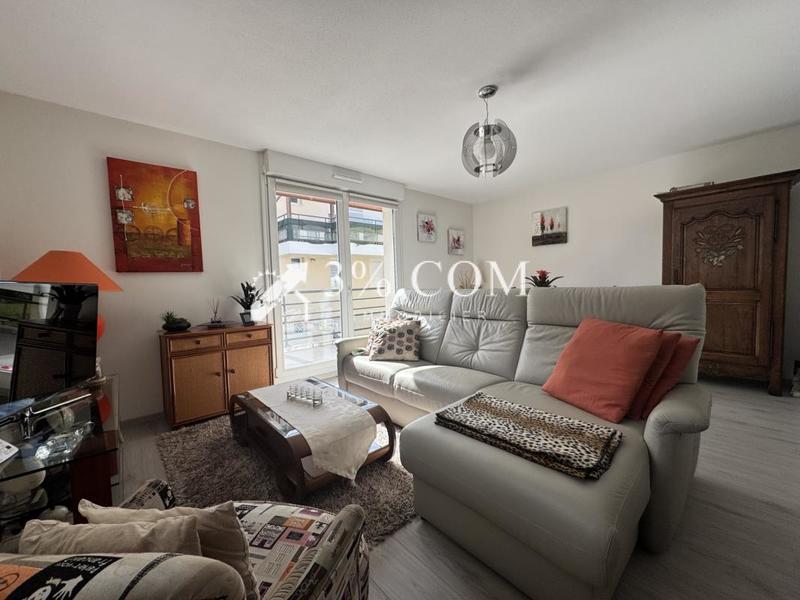 Appartement - 65 m² - 3 pièces