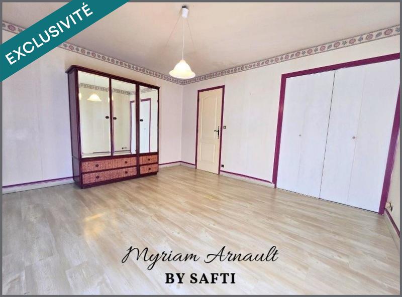 Maison - 230 m² - 7 pièces