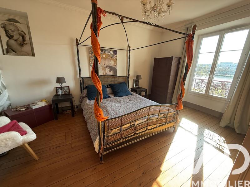 Maison - 190 m² - 8 pièces