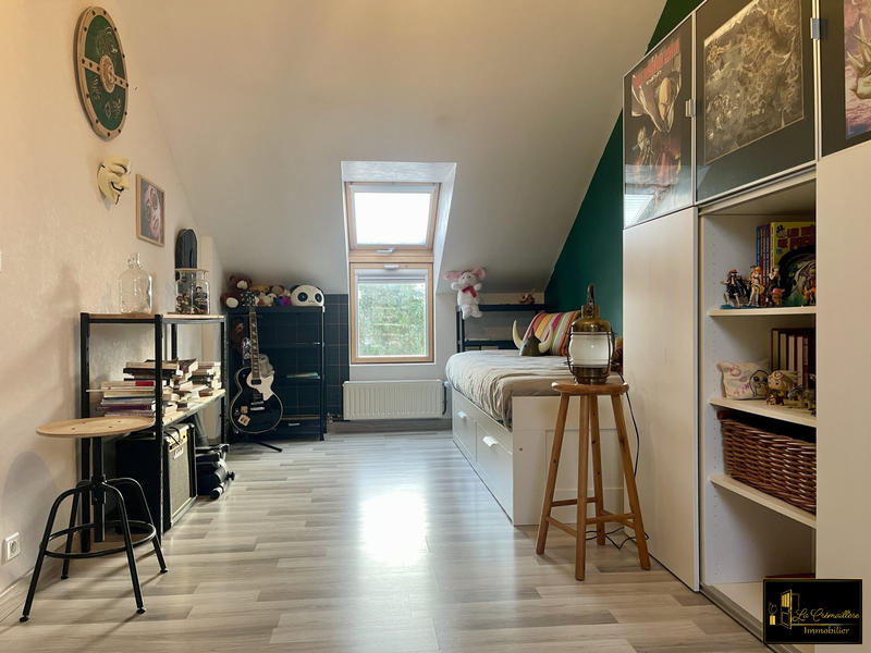 Maison traditionnelle - 130 m² - 6 pièces