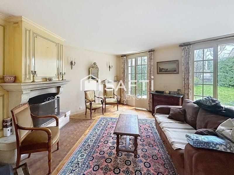 Maison - 179 m² - 8 pièces