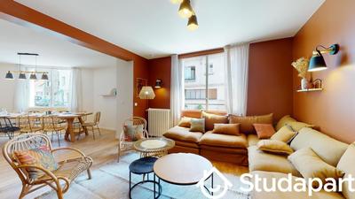 Chambre - 13 m² - 1 pièce