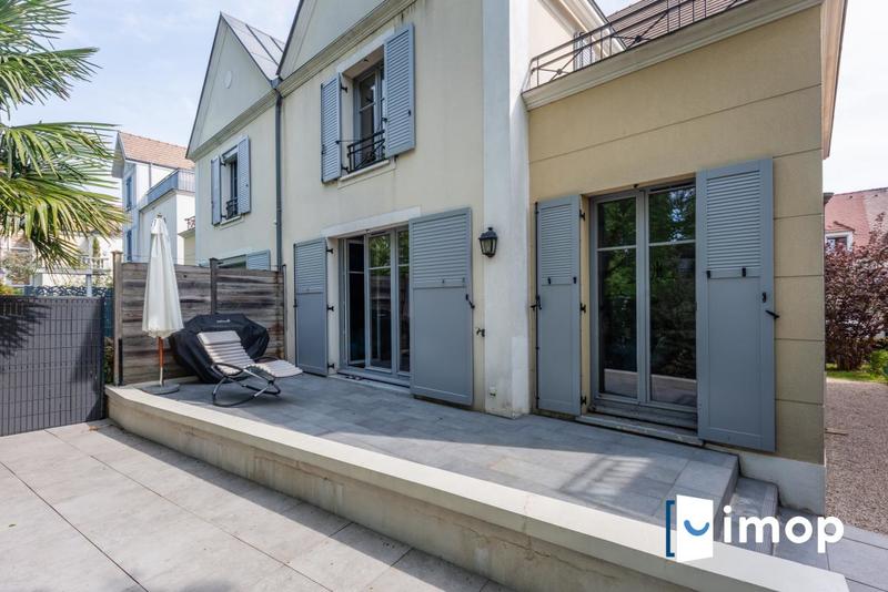 Maison - 157 m² - 6 pièces