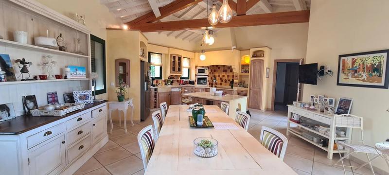 Villa - 154 m² - 4 pièces