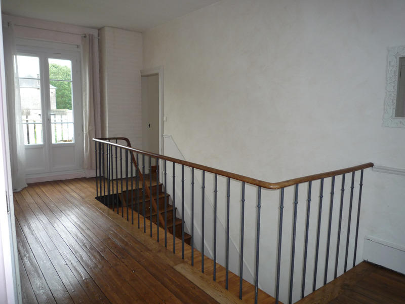 Maison - 380 m² - 15 pièces