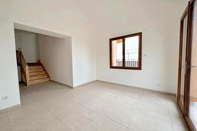 Maison - 91 m² - 3 pièces