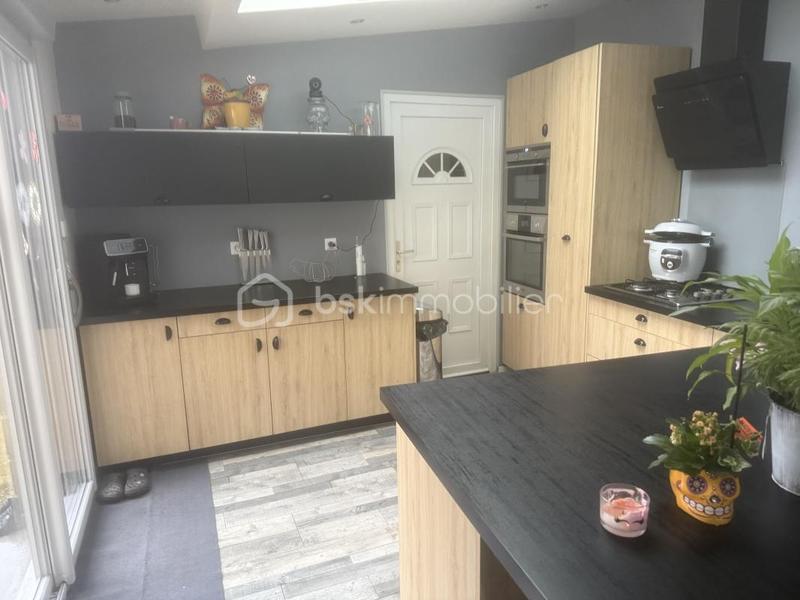 Demeure - 139 m² - 6 pièces