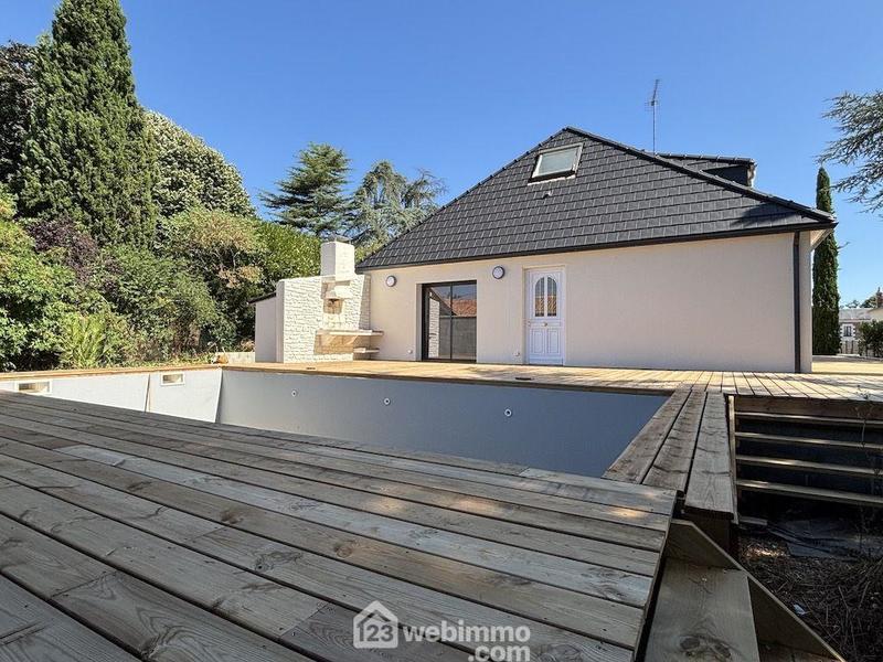 Maison - 184 m² - 6 pièces