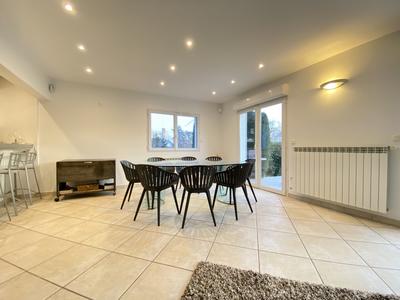 Villa - 183 m² - 7 pièces