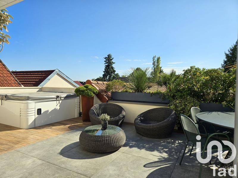 Maison de village - 136 m² - 6 pièces