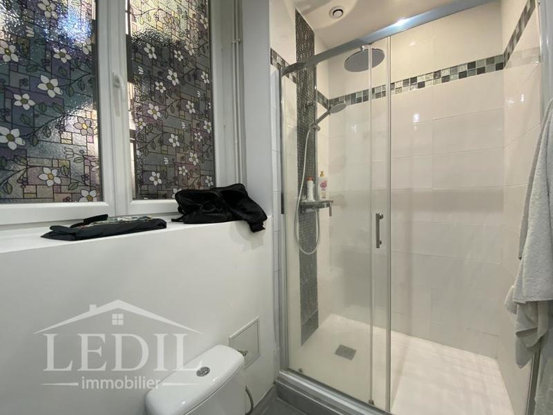 Immeuble - 300 m² - 6 pièces