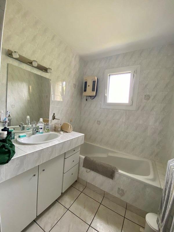 Maison - 100 m² - 6 pièces