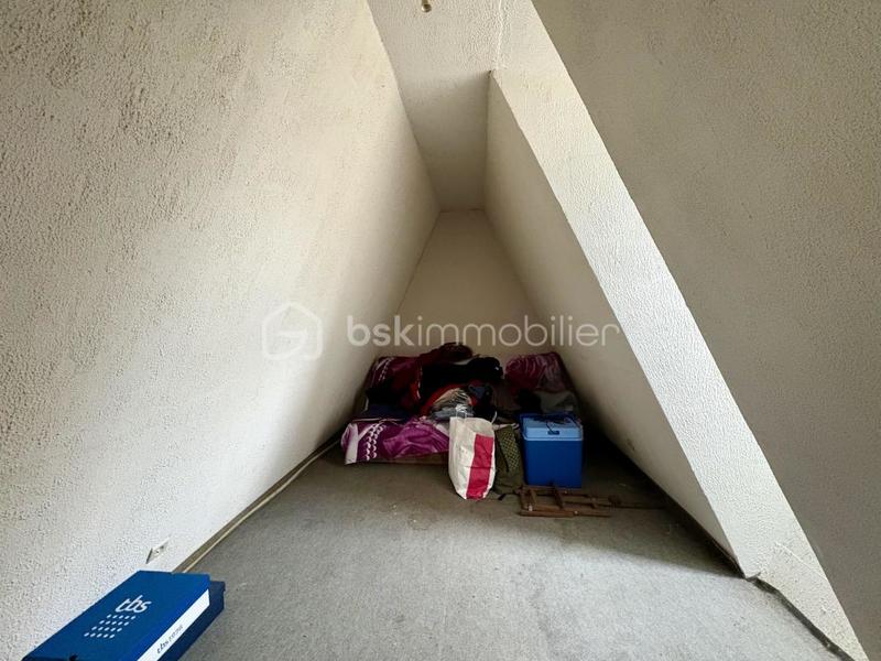 Pavillon - 95 m² - 4 pièces