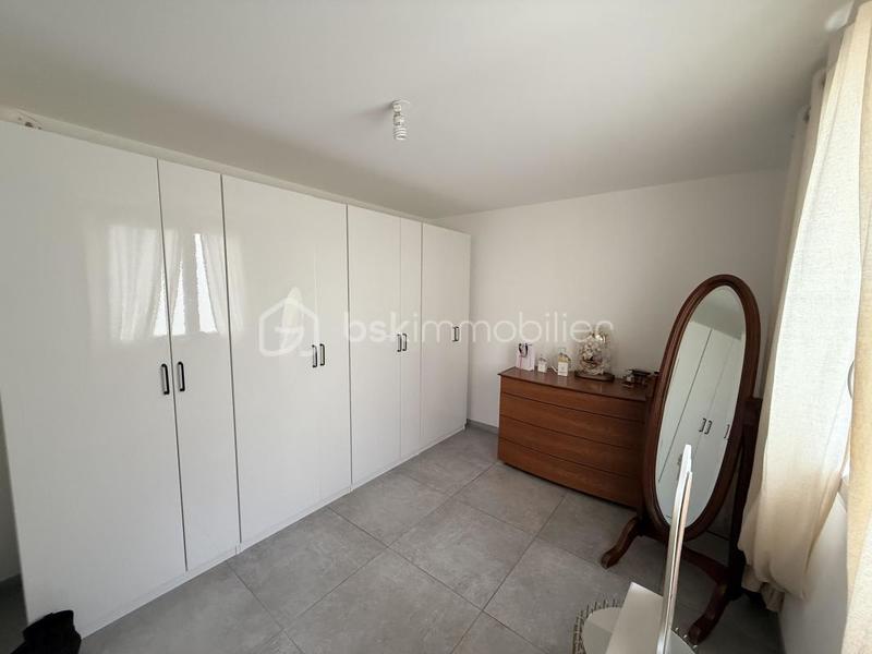 Villa - 90 m² - 4 pièces