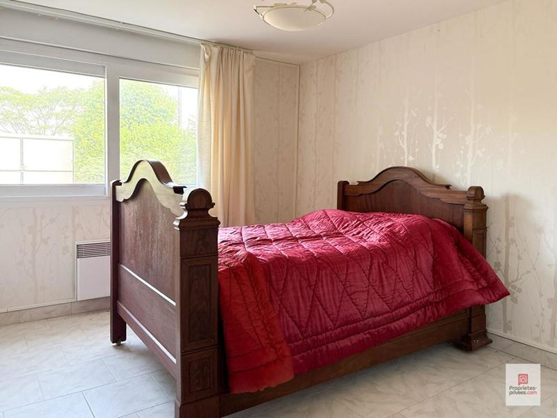 Maison - 213 m² - 8 pièces