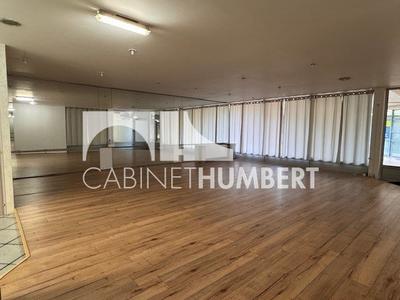 Local commercial - 140 m²